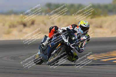 media/Nov-06-2023-Moto Forza (Mon) [[ce023d0744]]/3-Intermediate Group/Session 3 (Turn 16)/